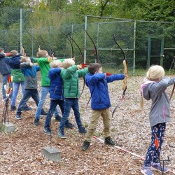 outdoor-teamspiele_kindergeburtstag-schnitzeljagt_03