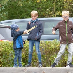 outdoor-teamspiele_kindergeburtstag-schnitzeljagt_06