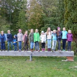 outdoor-teamspiele_kindergeburtstag-schnitzeljagt_22