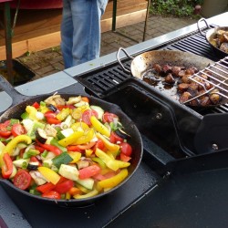 outdoor-teamspiele-galerie-dienst-torte-03